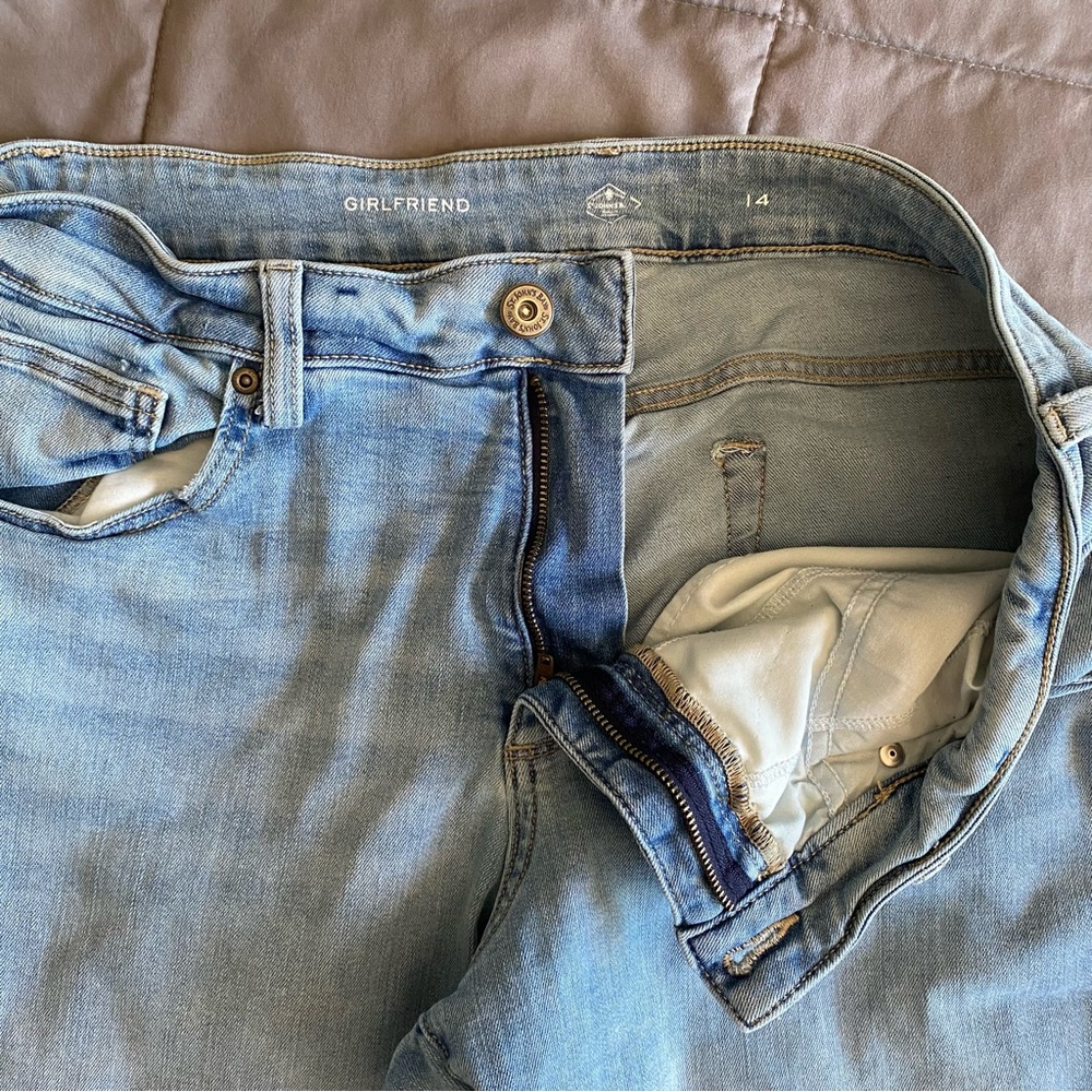 St. John’s Bay Size 14 Straight Leg Light-wash Denim Jeans High Rise Stretch - Picture 8 of 16